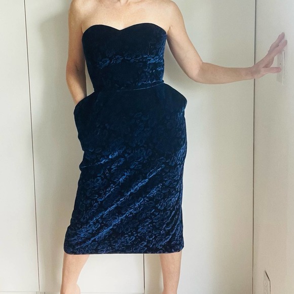 Vintage Janet Russo Velvet Party Dress 1990s Made in USA, Blue Modern size 6-8 - Picture 2 of 9